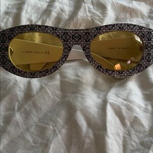 Loewe Women's Sunglasses with Patterned Frame and Yellow Lenses nwt